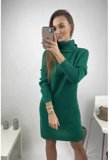 zelené svetrové šaty
